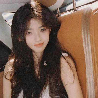 ins清新治愈超纯欲风女生头像