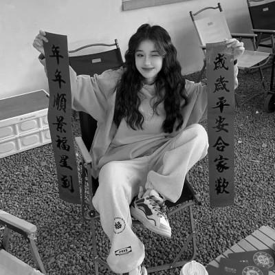 精选女生头像ins高级质感黑白