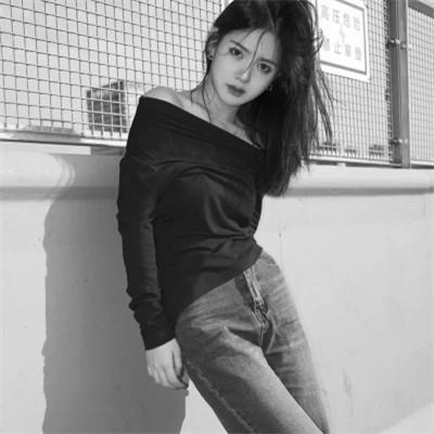 精选女生头像ins高级质感黑白