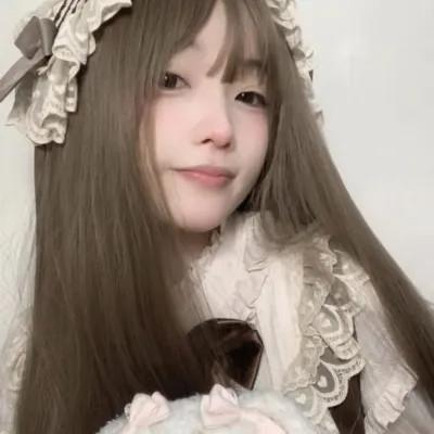 女生用自己头像做微信头像