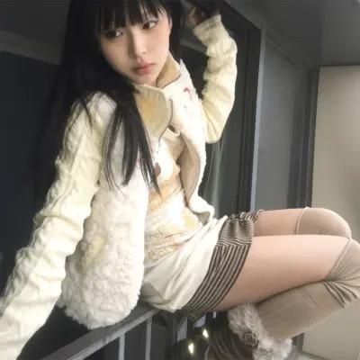 女生用自己头像做微信头像