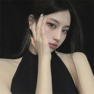 优质精选的高清女生头像46张