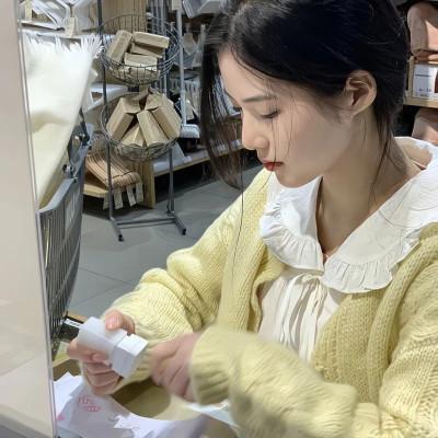 女生用自己头像做微信头像