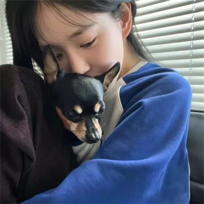 女生用自己头像做微信头像