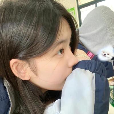 女生用自己头像做微信头像