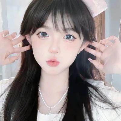 女生用自己头像做微信头像