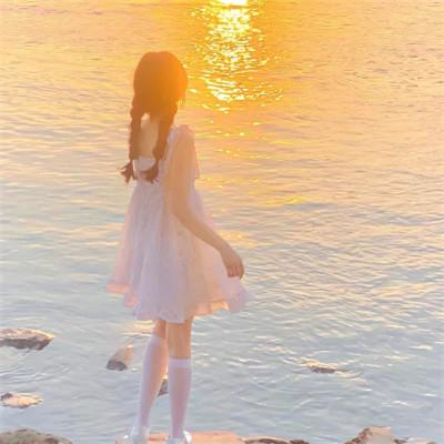 仙气女生头像高级氛围背影