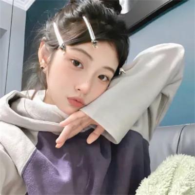 女生用自己头像做微信头像