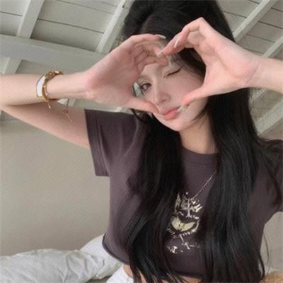 优质精选的高清女生头像46张
