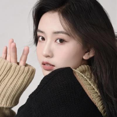 ins高清女头