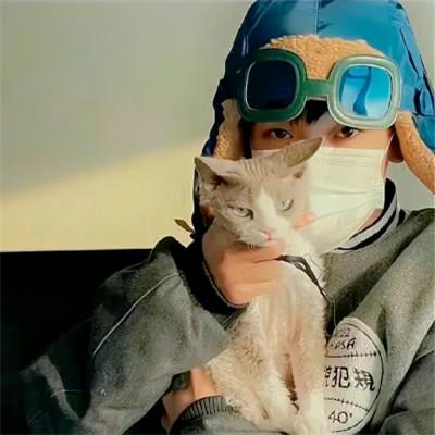 2024年最火男生头像图片精选，你一定不想错过！