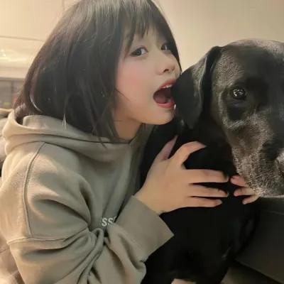 女生用自己头像做微信头像