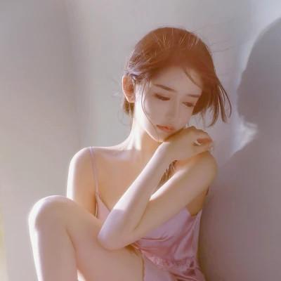 女生头像性感漂亮