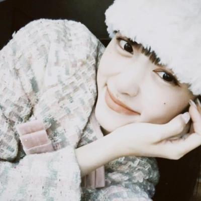 胶片风格女生头像小众