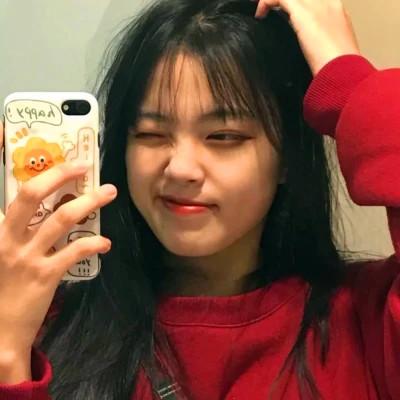 超火的温柔高清女生头像图片