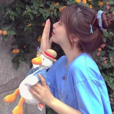 超火的温柔高清女生头像图片