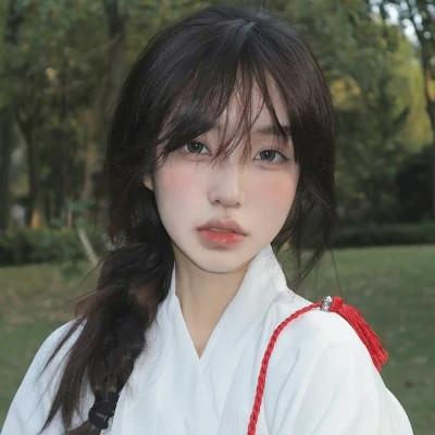 青春活力女生头像图片