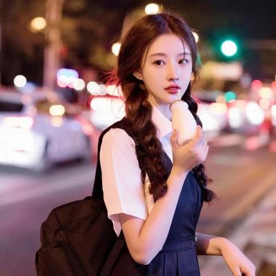 简约女生头像 优雅有品位