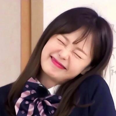 超火的温柔高清女生头像图片