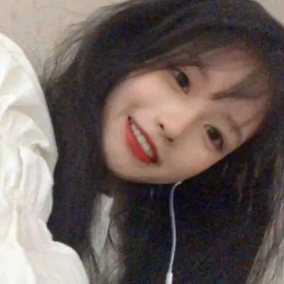超火的温柔高清女生头像图片