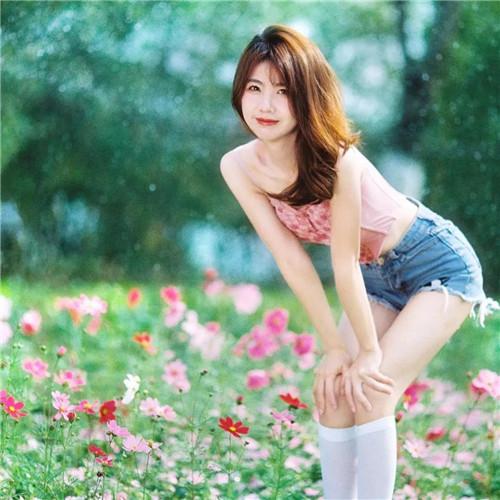 清新户外女生照片风景图片头像