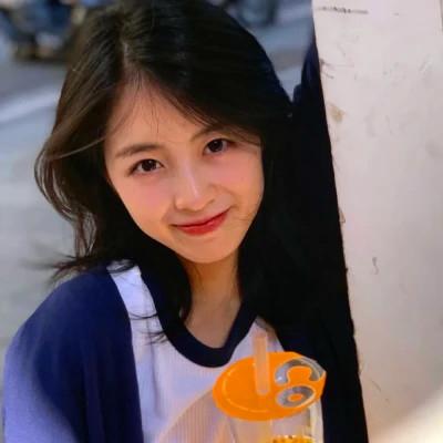 超火的温柔高清女生头像图片