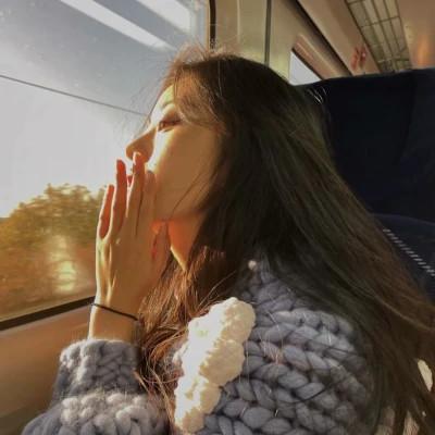 氛围感小众头像女生高清图片