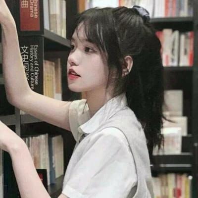 超火的温柔高清女生头像图片