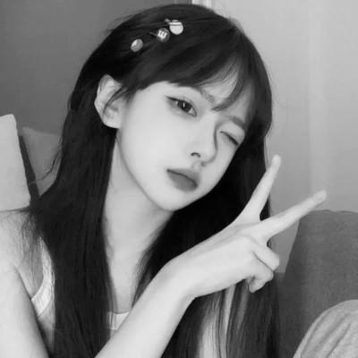 高质量真人黑白女头