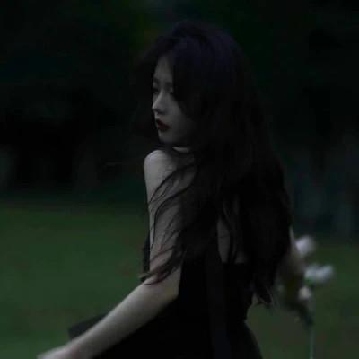 高级女生头像图片
