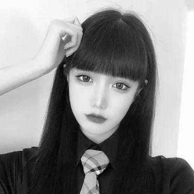 闺蜜头像四人真人女黑白