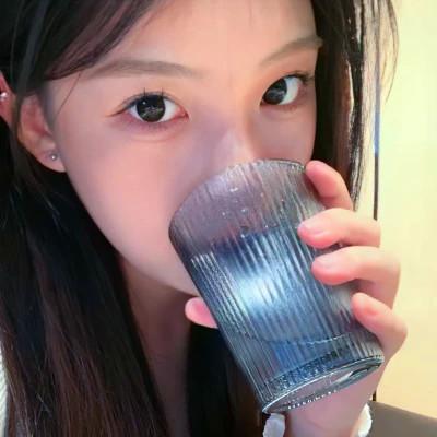 高级氛围感的微信女生头像图片