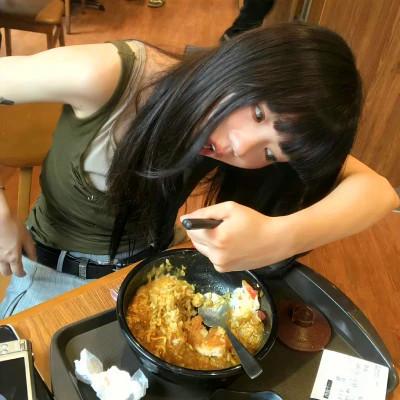 高级氛围感的微信女生头像图片