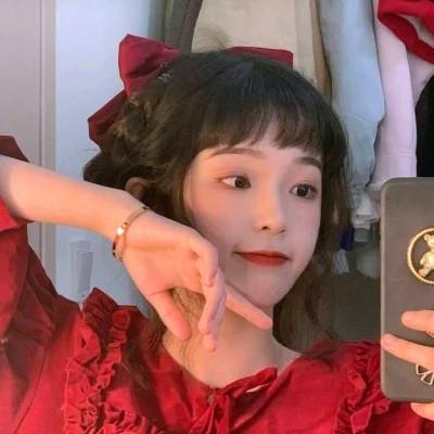 超火的温柔高清女生头像图片