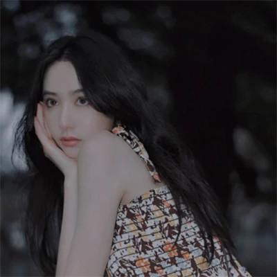 森系文艺女生头像高清