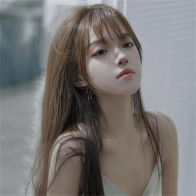 森系文艺女生头像高清