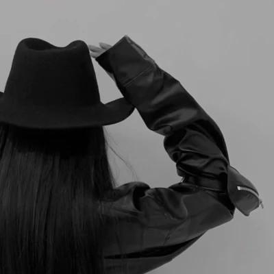 高级黑部位女生头像