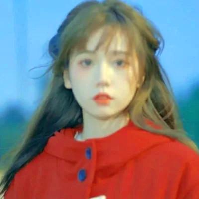 超火的温柔高清女生头像图片