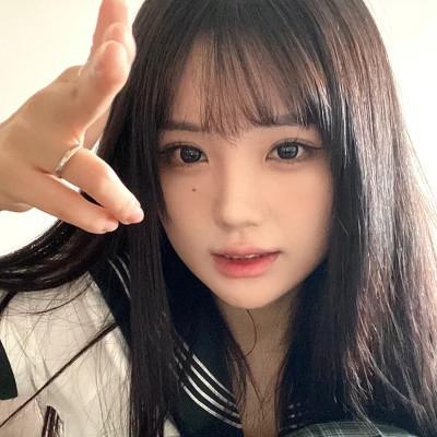 青春活力女生头像图片