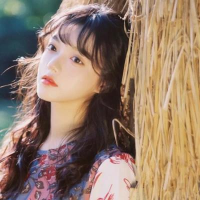 森系文艺女生头像高清