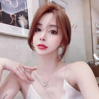 简约女生头像 优雅有品位