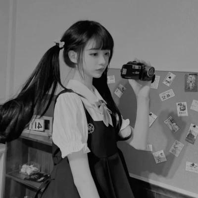 高质量真人黑白女头