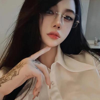 颜值爆表好看又酷的头像女生图片
