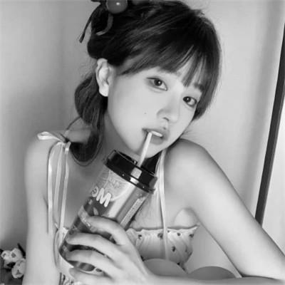 高质量真人黑白女头