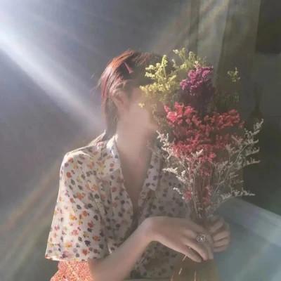 氛围感女生头像鲜花唯美 氛围感满满