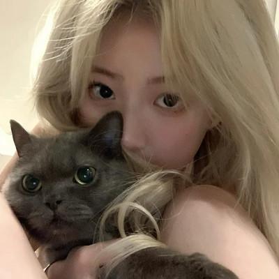 青春活力女生头像图片
