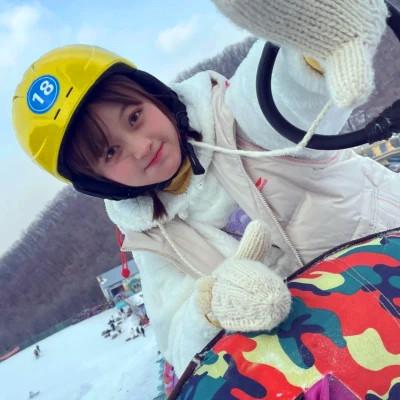 超火的温柔高清女生头像图片