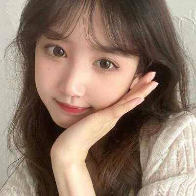 青春活力女生头像图片