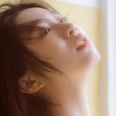 简约女生头像 优雅有品位