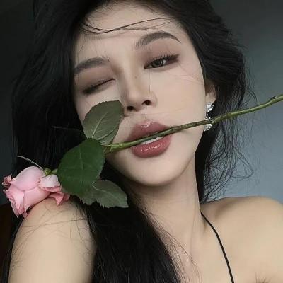 诱人头像女头 高清好看的成熟头像图片女
